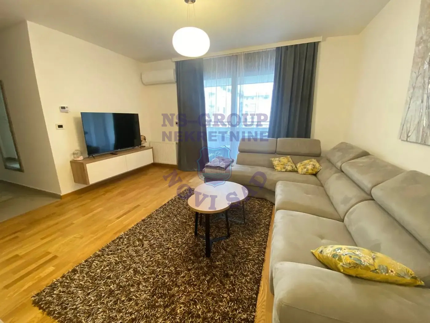 stan za izdavanje Novi Sad 80m2 15741