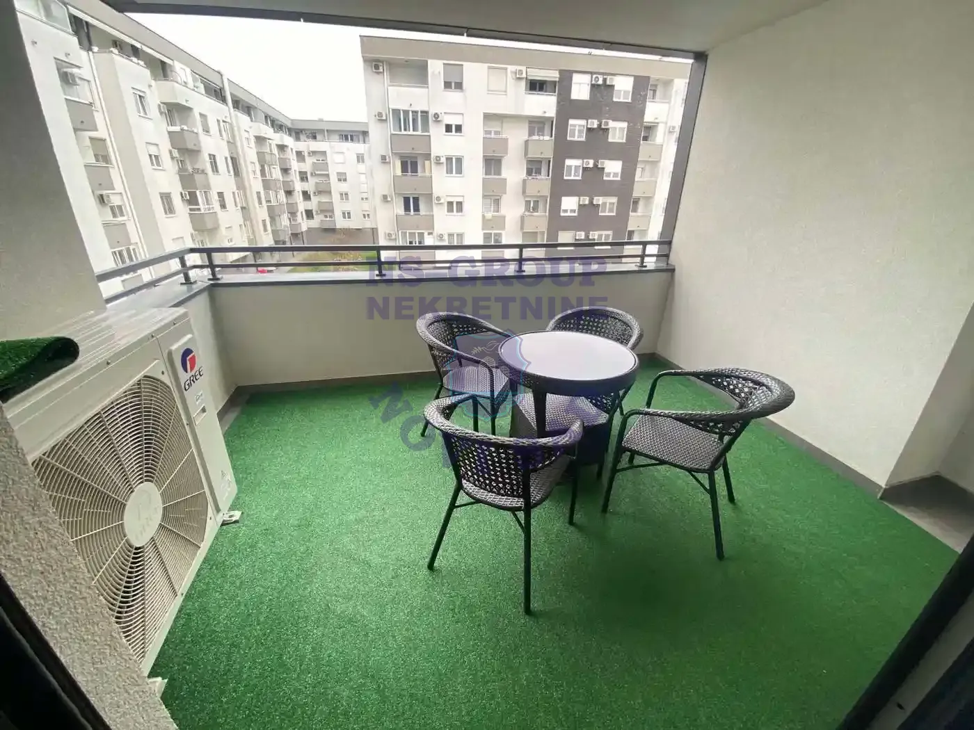 stan za izdavanje Novi Sad 80m2 15741
