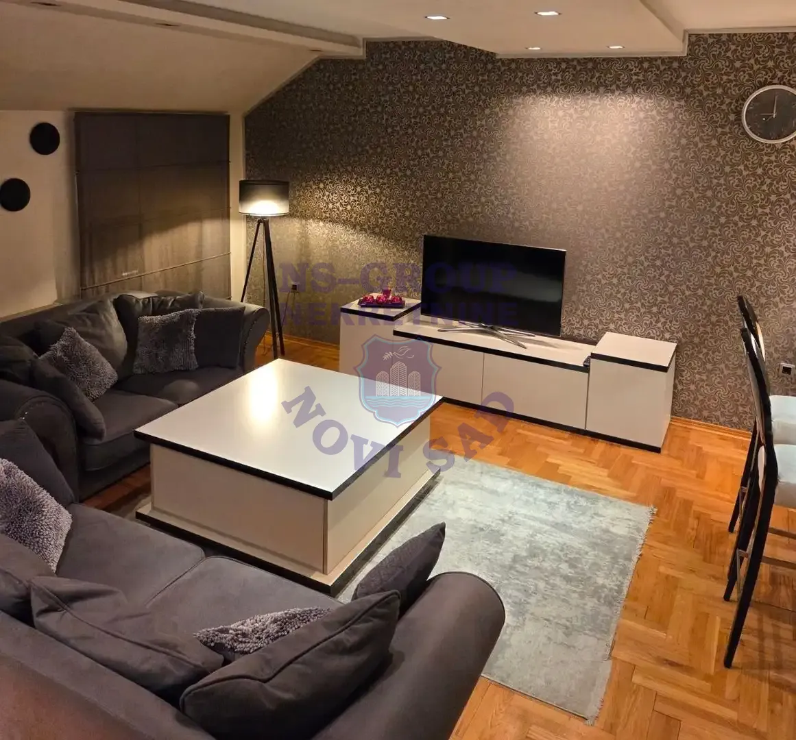 stan na prodaju Novi Sad, 90m2 15744