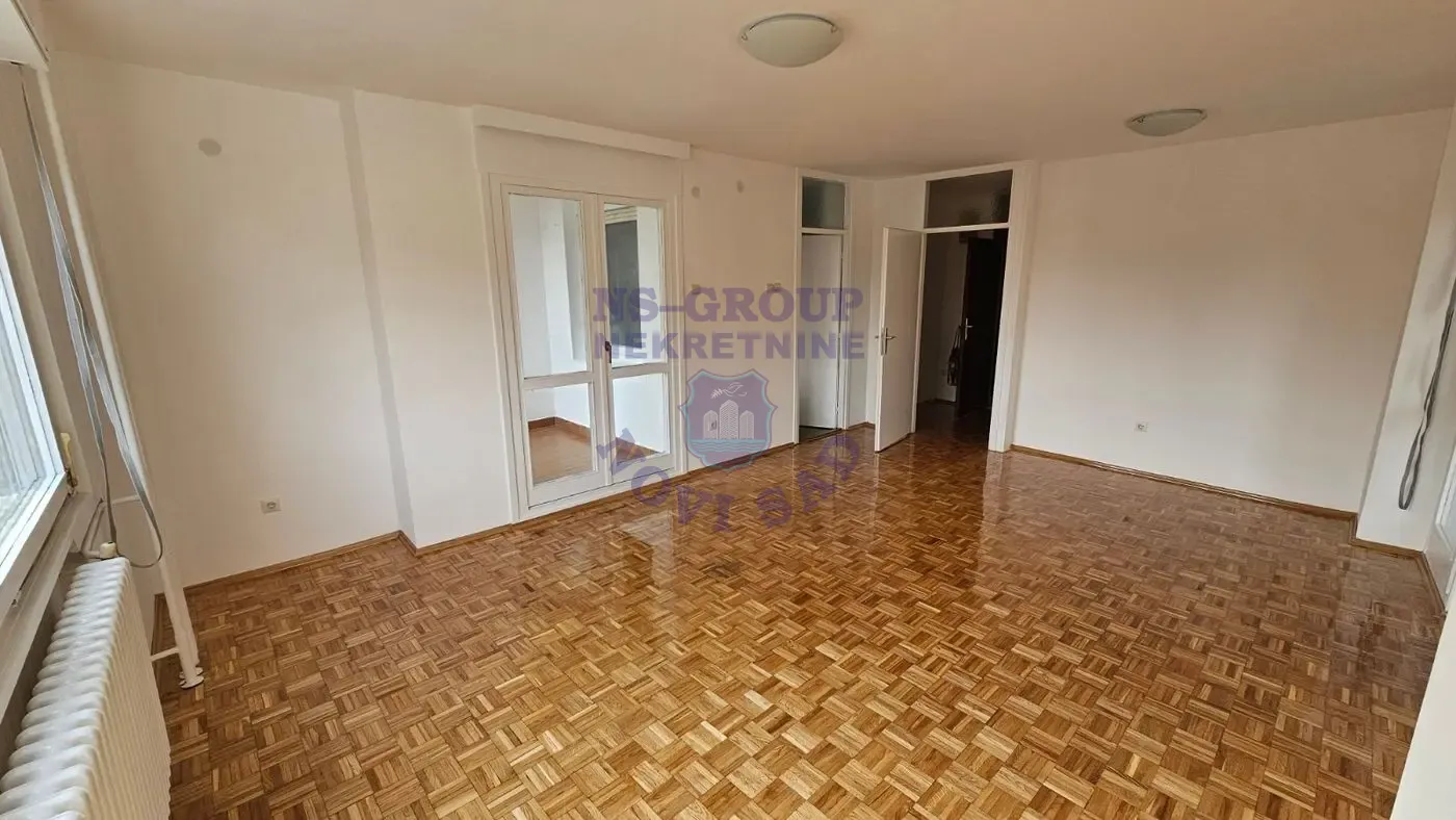 stan na prodaju Novi Sad, 68m2 15754