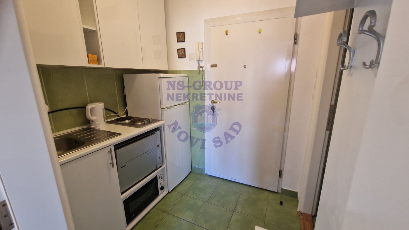 Stan na prodaju Novi Sad 24m2, 15783