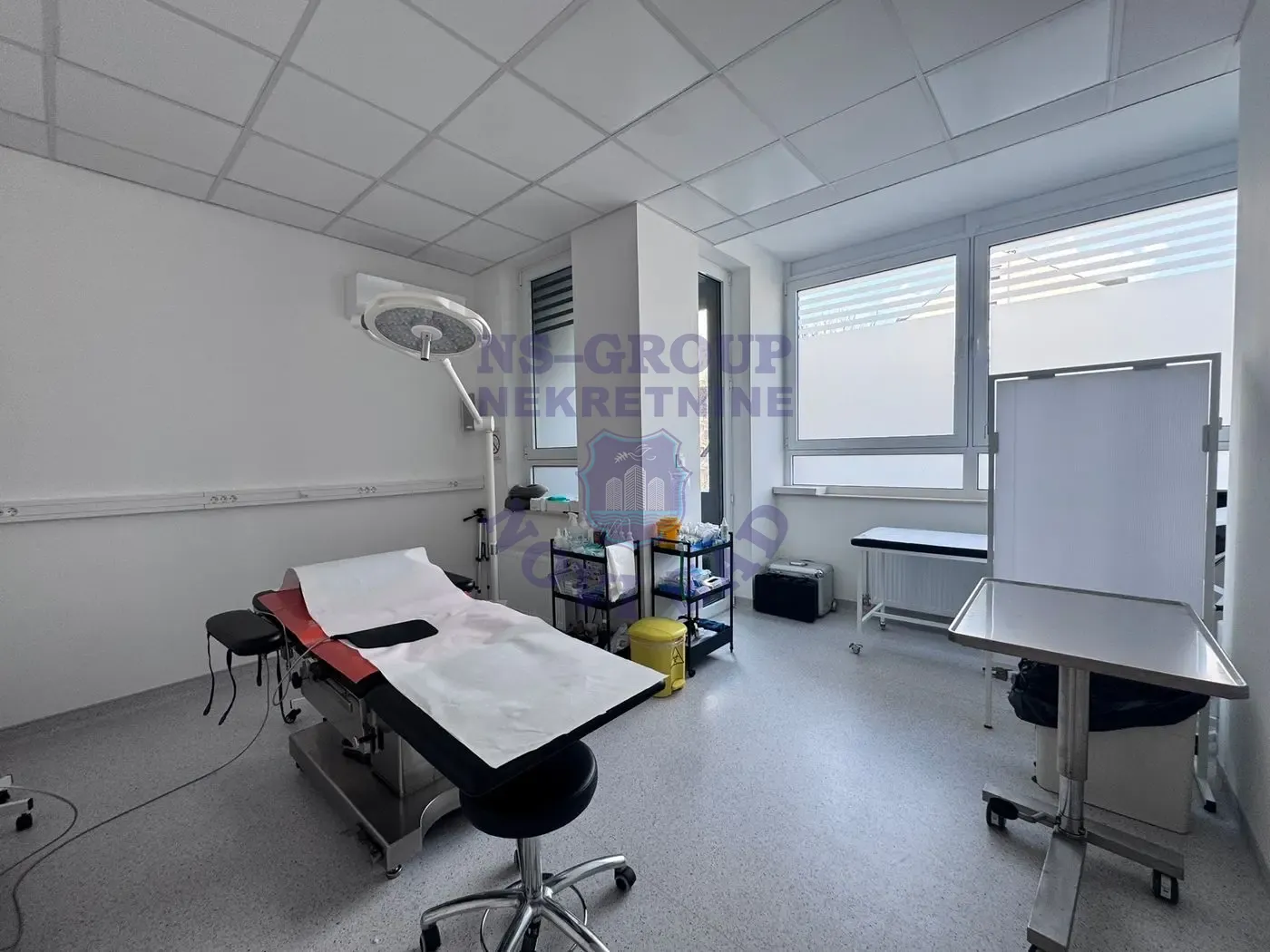 lokal na prodaju Novi Sad, 66m2 565514