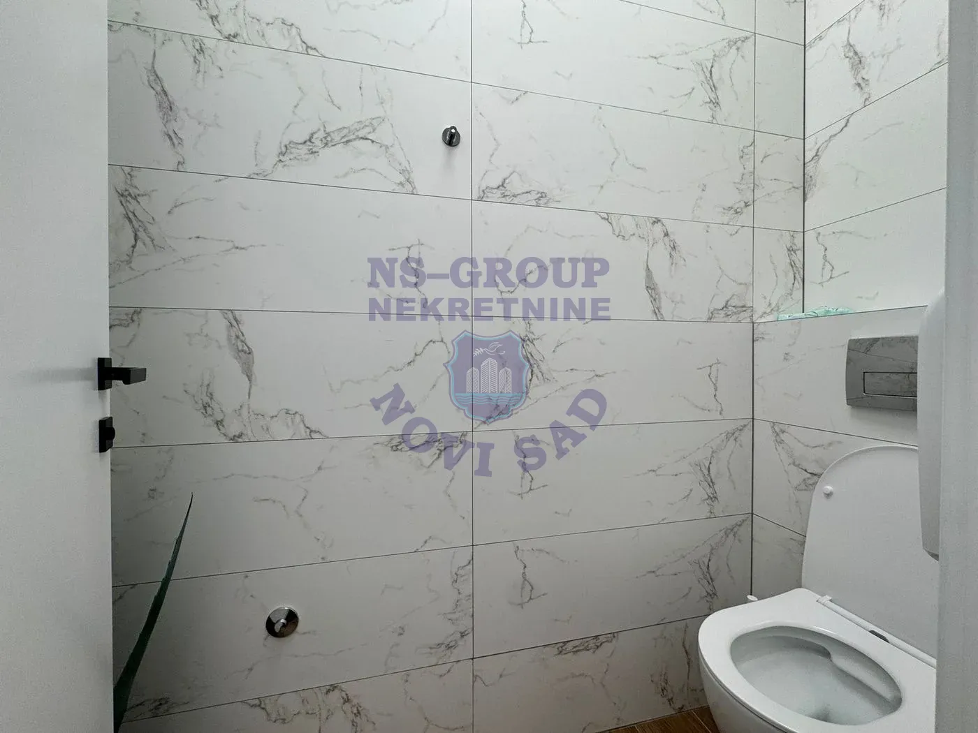 lokal na prodaju Novi Sad 66m2 565514