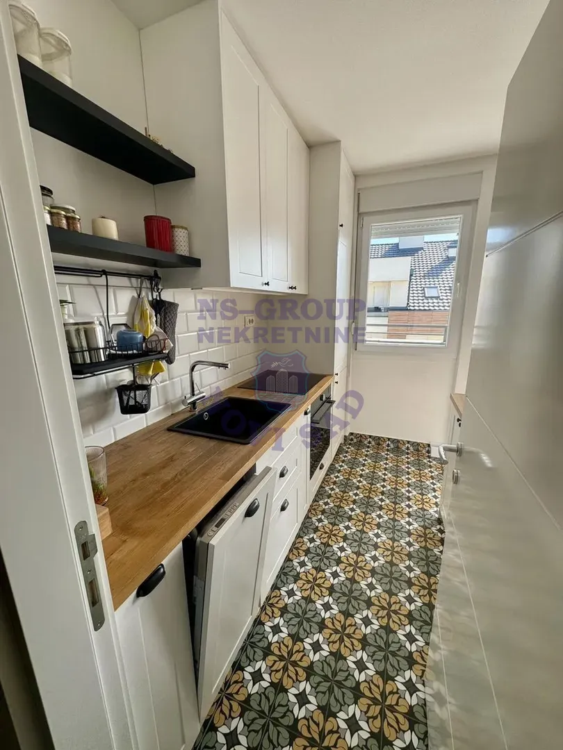 stan na prodaju Novi Sad, 63m2 565617