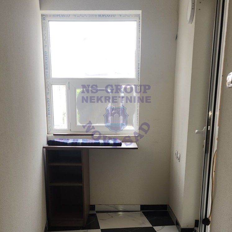 lokal na prodaju Petrovaradin, 8m2 15809