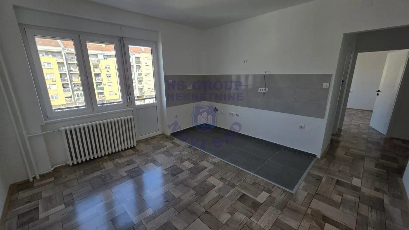 stan na prodaju Novi Sad, 52m2 565333