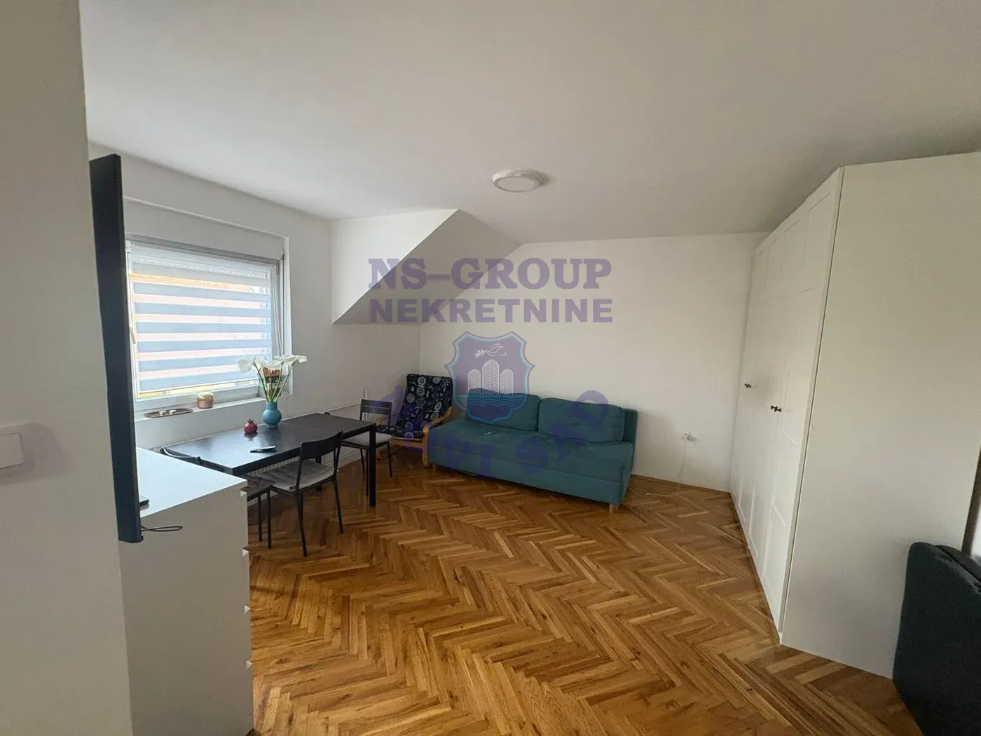 stan na prodaju Novi Sad, 44m2 565977