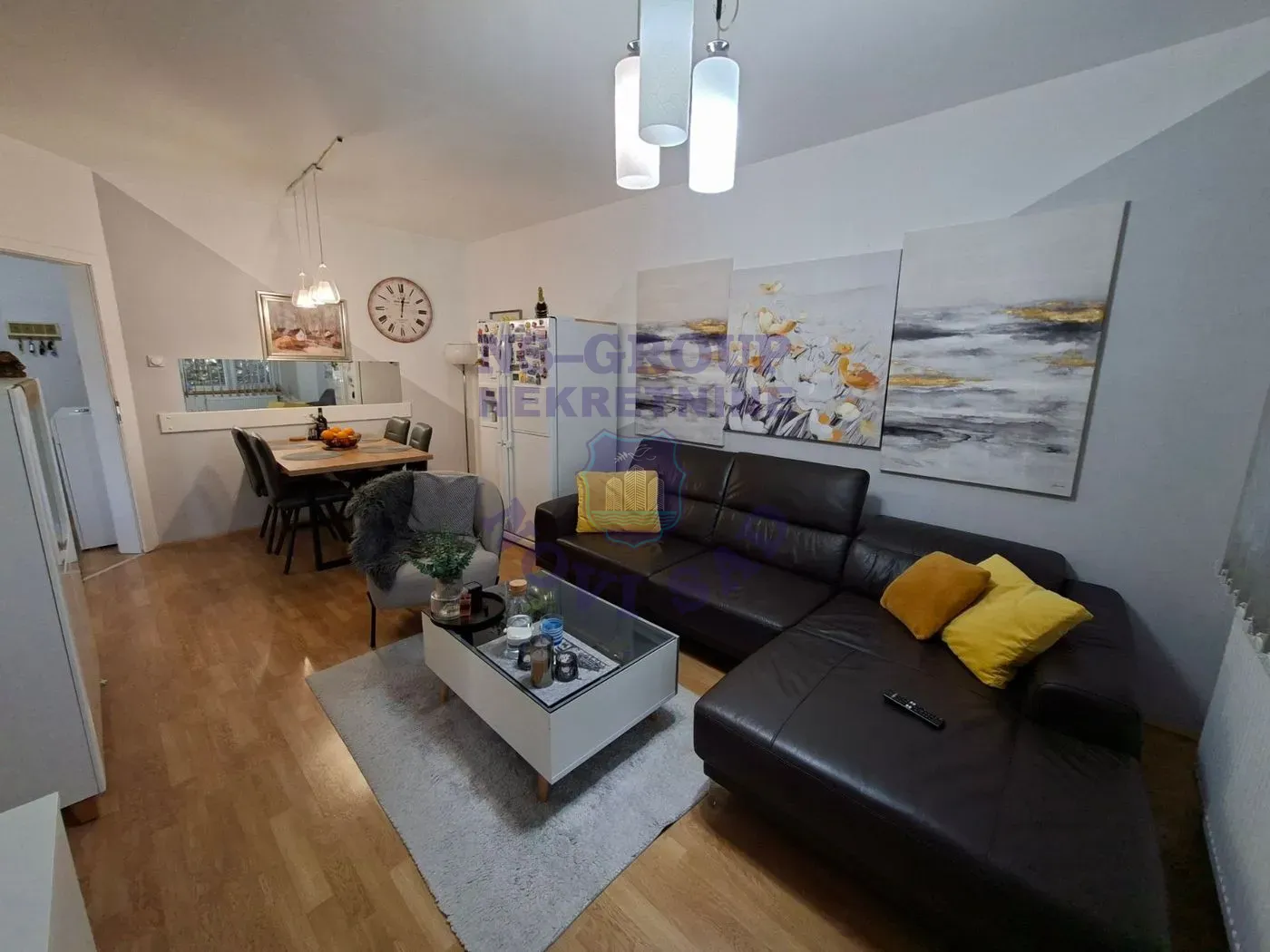 stan na prodaju Novi Sad, 67m2 566019