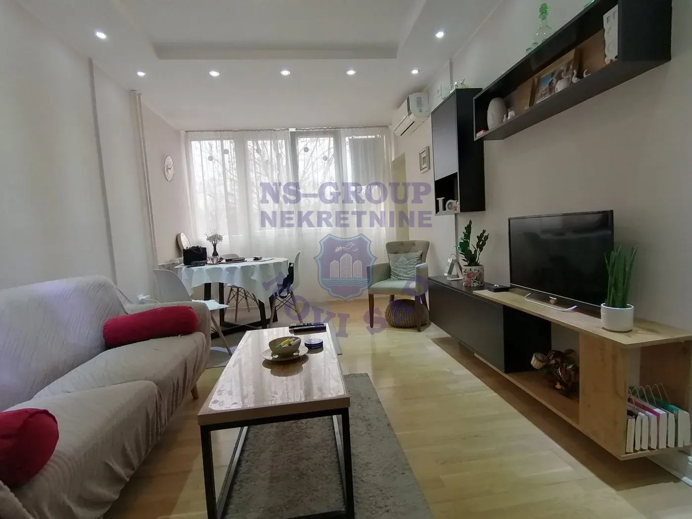 stan na prodaju Novi Sad, 60m2 566264