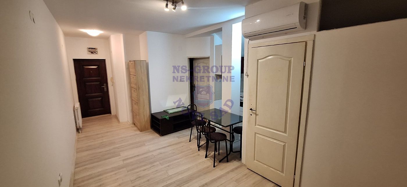 stan na prodaju Novi Sad, 33m2 565947