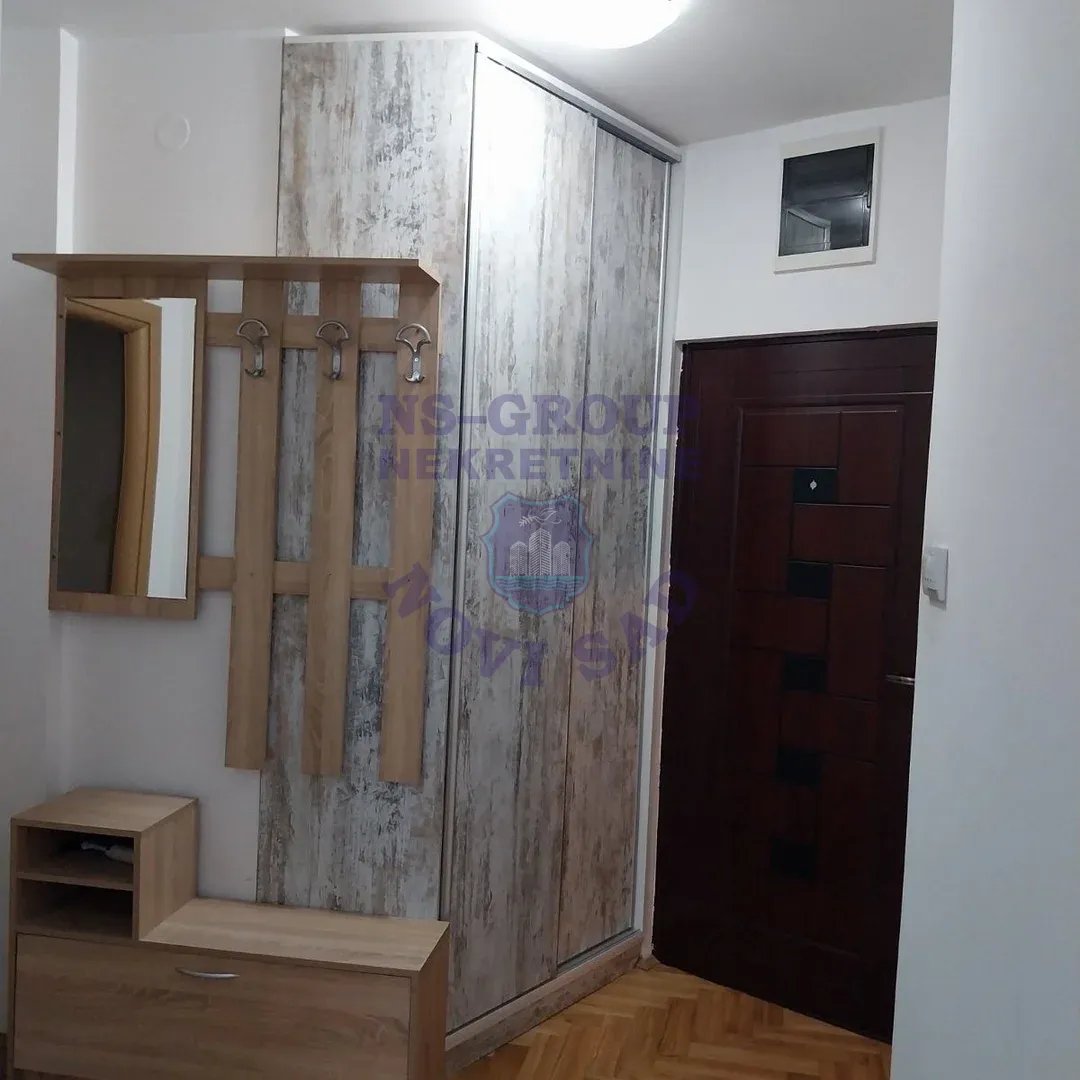 Stan za izdavanje Novi Sad 44m2, 15918