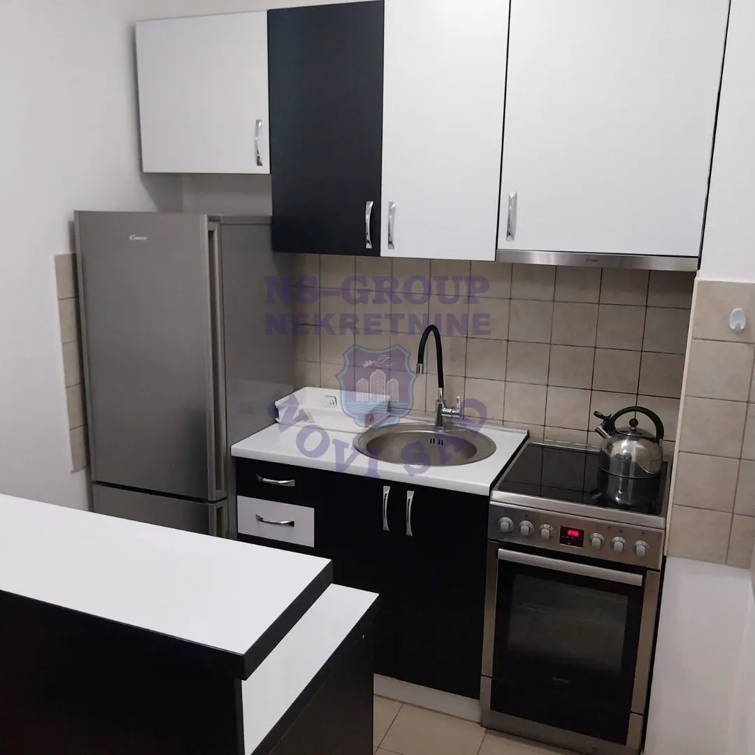 Stan za izdavanje Novi Sad 44m2, 15918