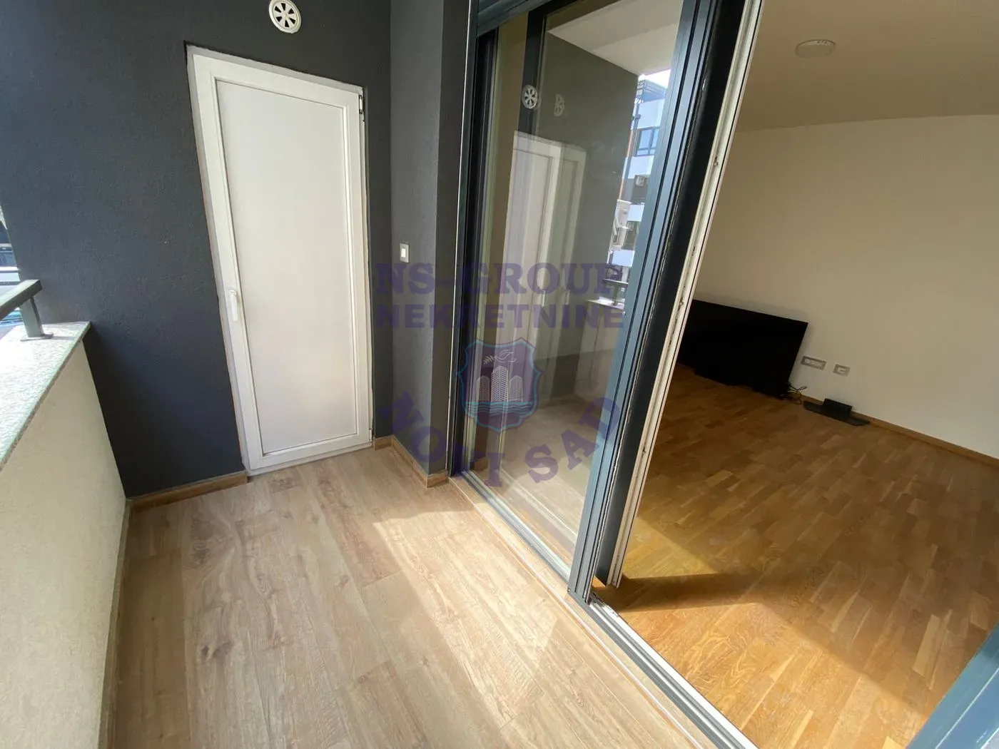 stan na prodaju Novi Sad 47m2 566473