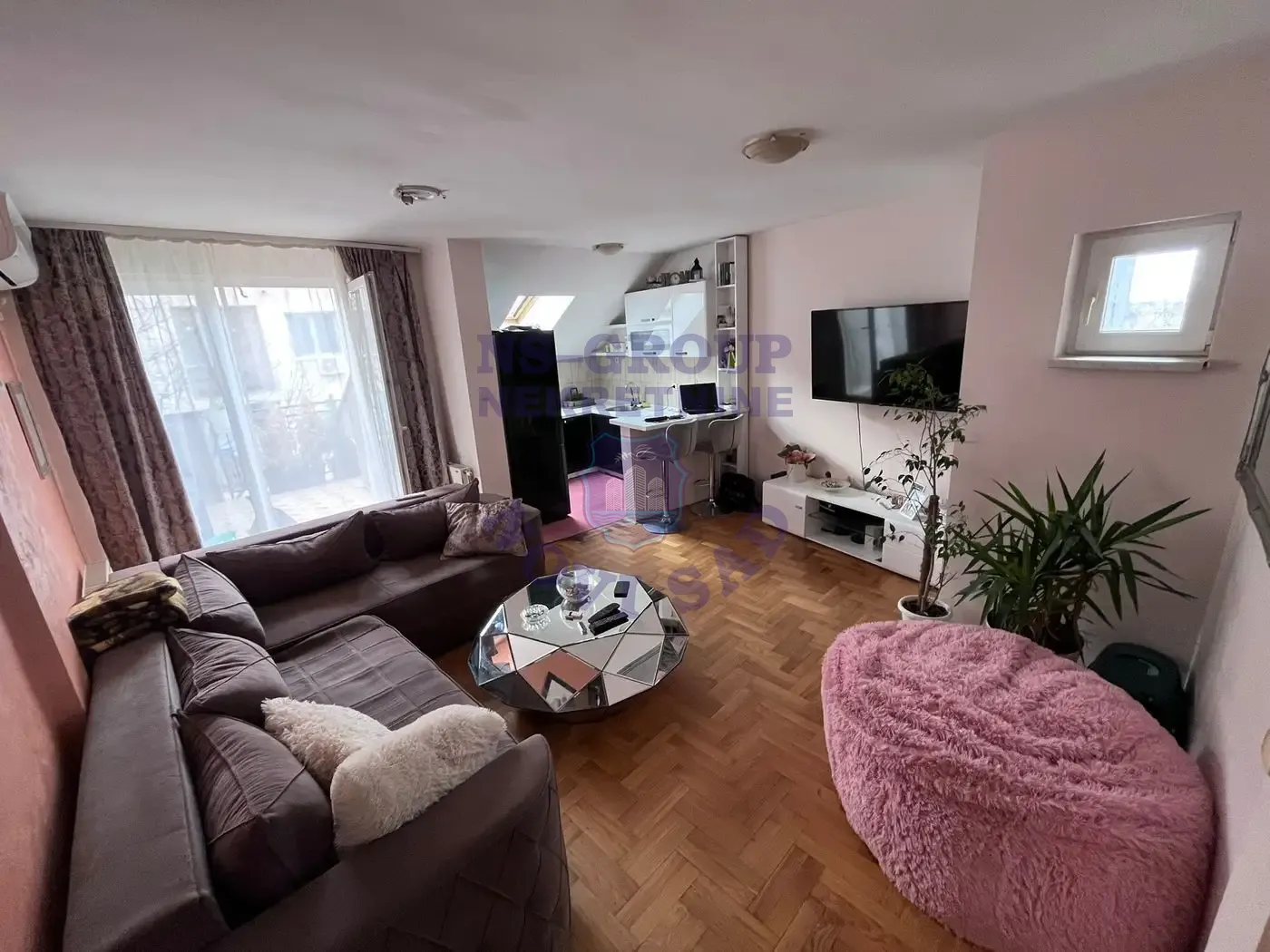 stan na prodaju Novi Sad, 75m2 564271