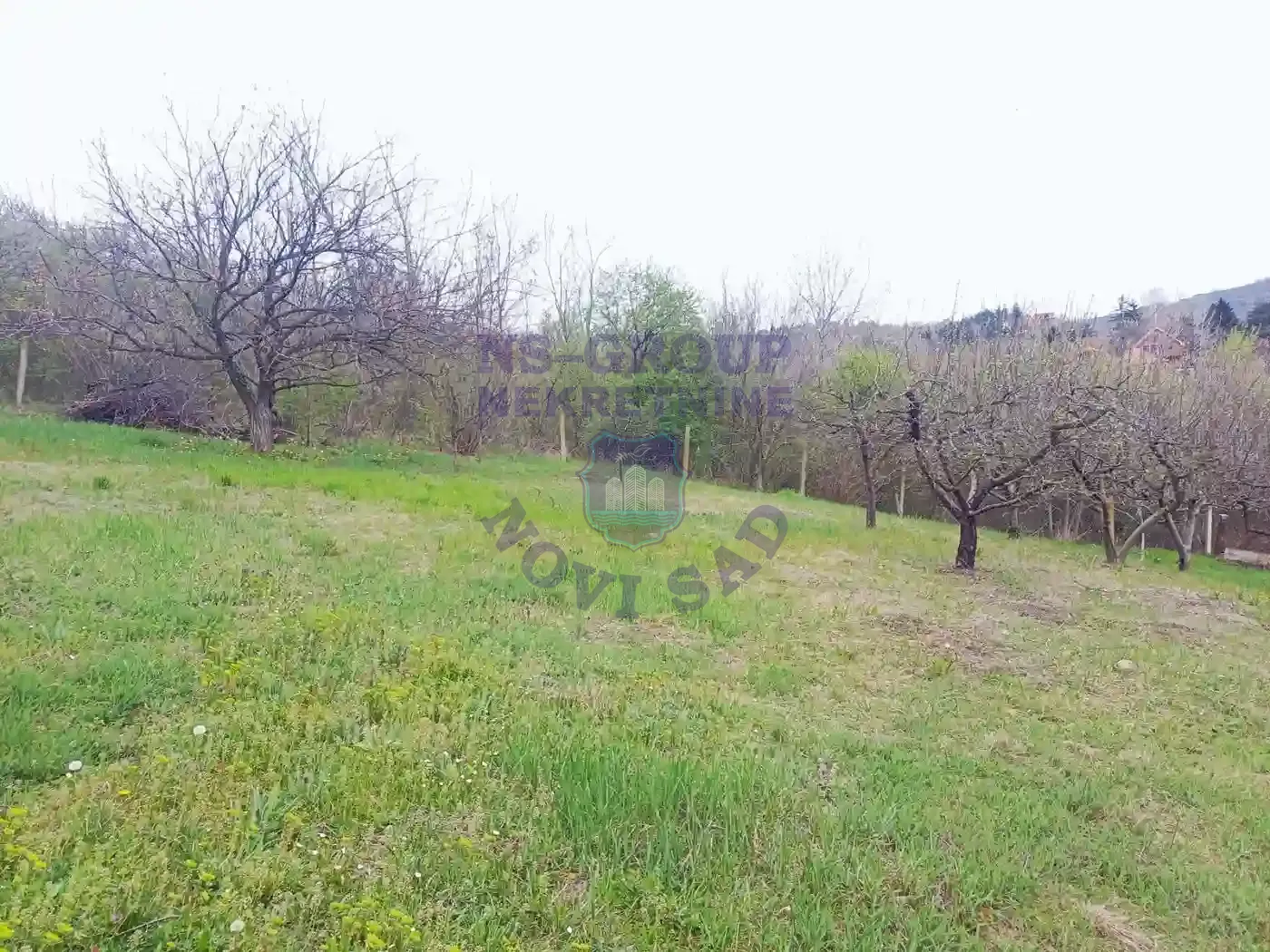 plac na prodaju Ledinci 1003m2 566429