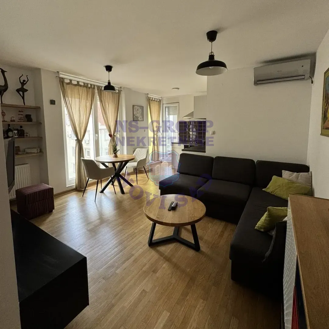 stan na prodaju Novi Sad, 40m2 15865