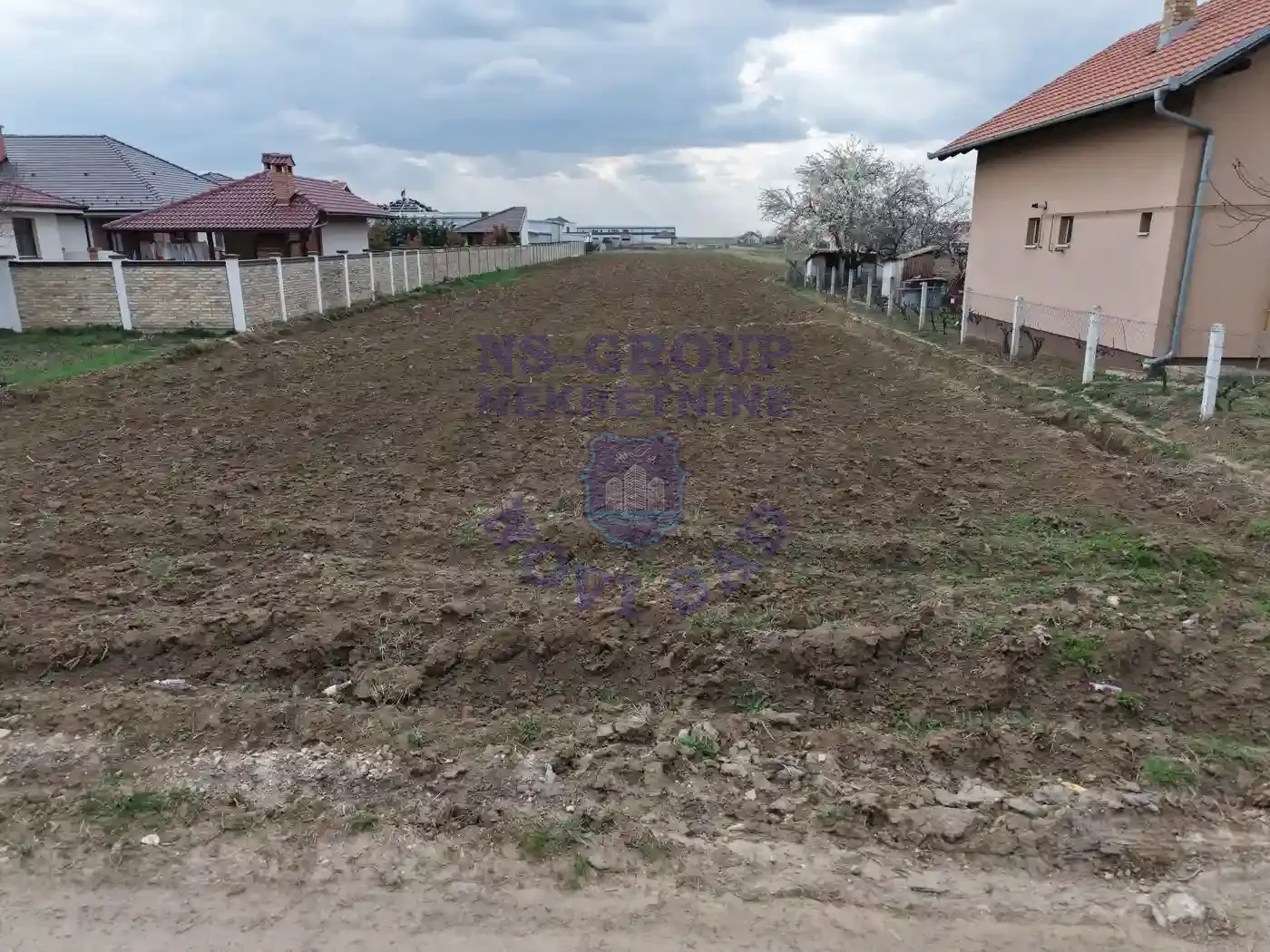 plac na prodaju Rumenka 758m2 566408