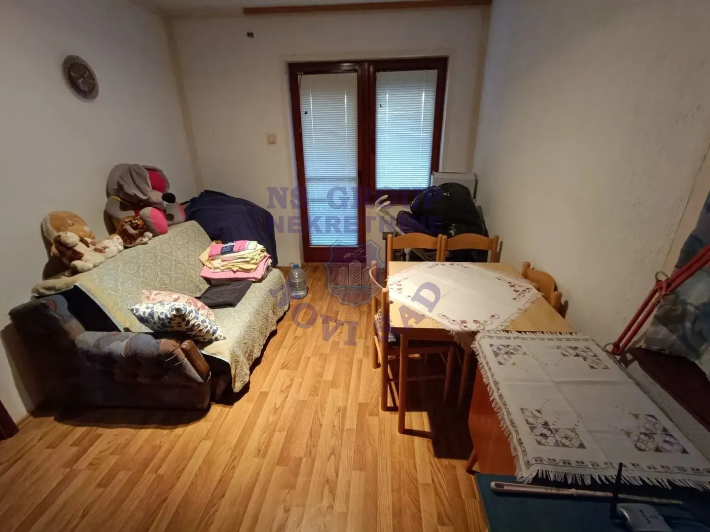 kuca na prodaju Veternik 325m2 542405
