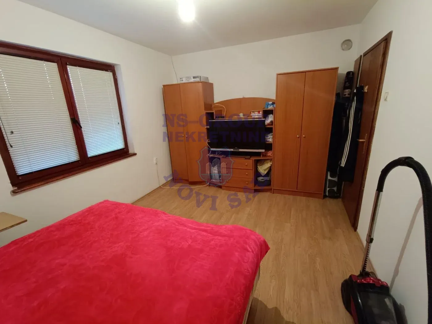 kuca na prodaju Veternik 325m2 542405