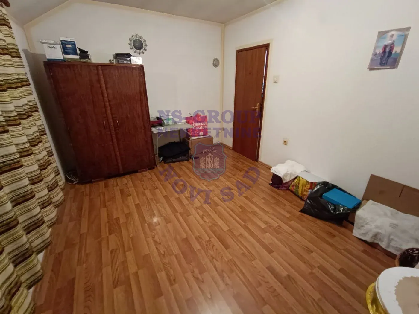 kuca na prodaju Veternik 325m2 542405