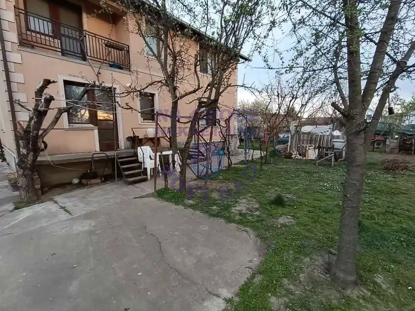 kuca na prodaju Veternik 325m2 542405