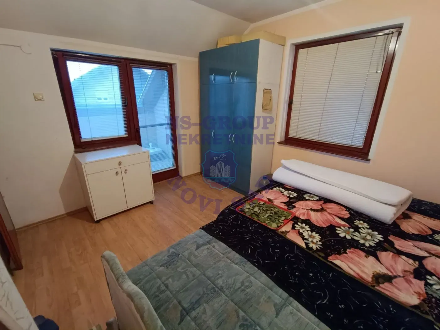 kuca na prodaju Veternik 325m2 542405