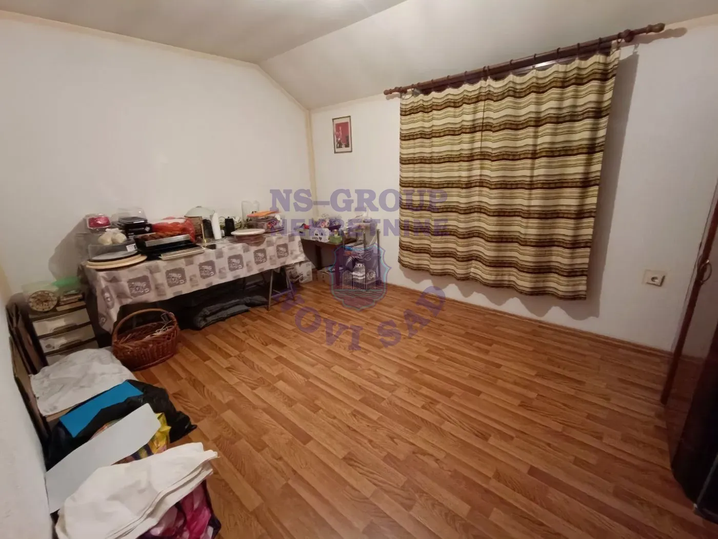 kuca na prodaju Veternik 325m2 542405