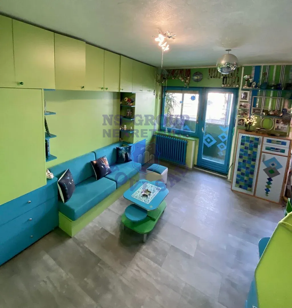 stan na prodaju Novi Sad, 48m2 563765