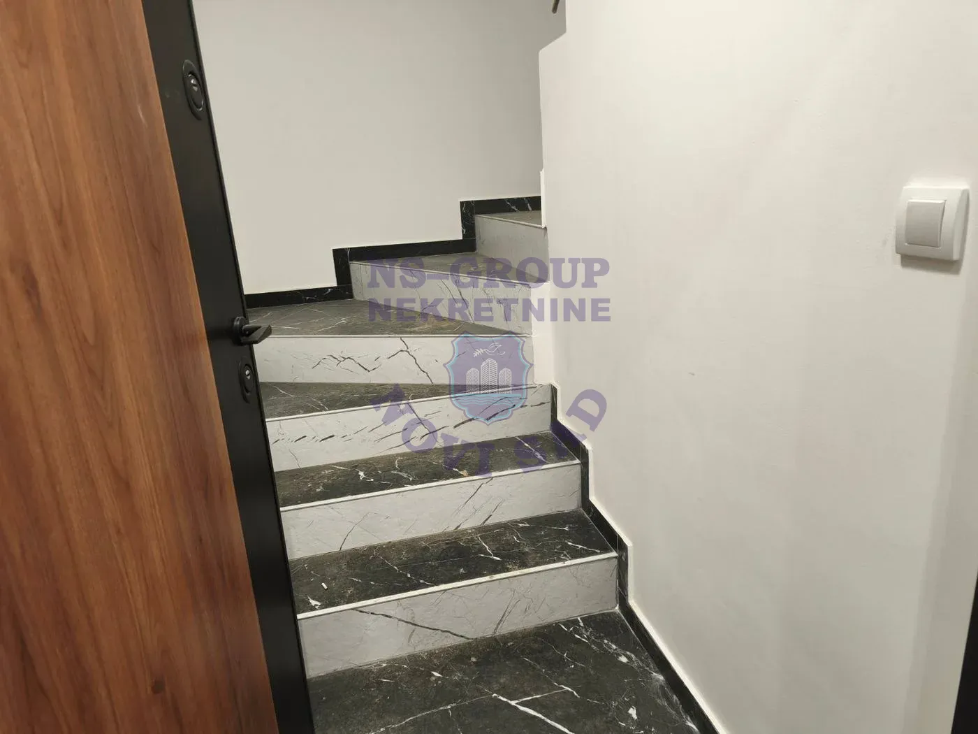 stan na prodaju Novi Sad 131m2 504383