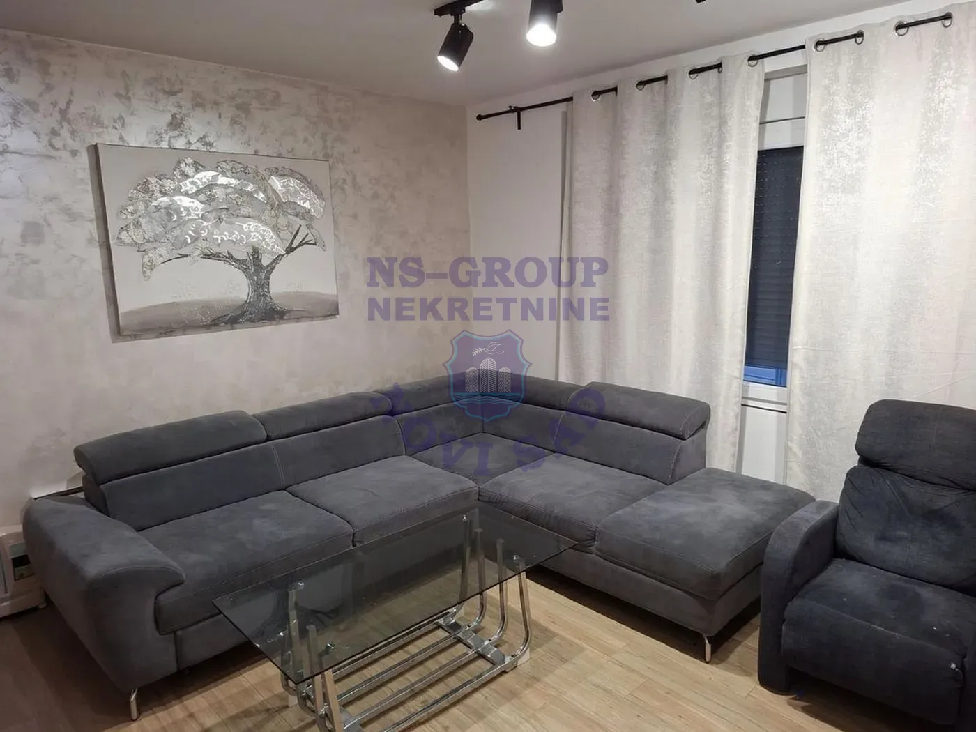 kuca na prodaju Sremska Kamenica 80m2 567463