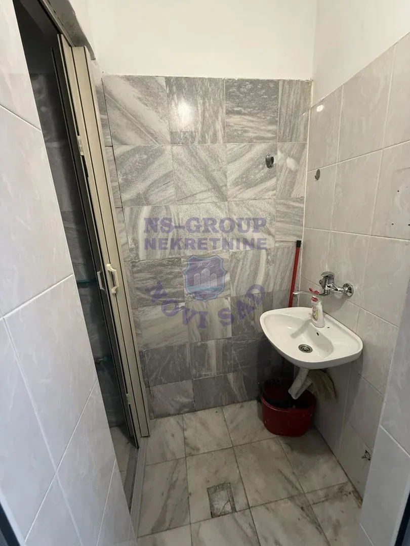 lokal na prodaju Novi Sad 72m2 567613