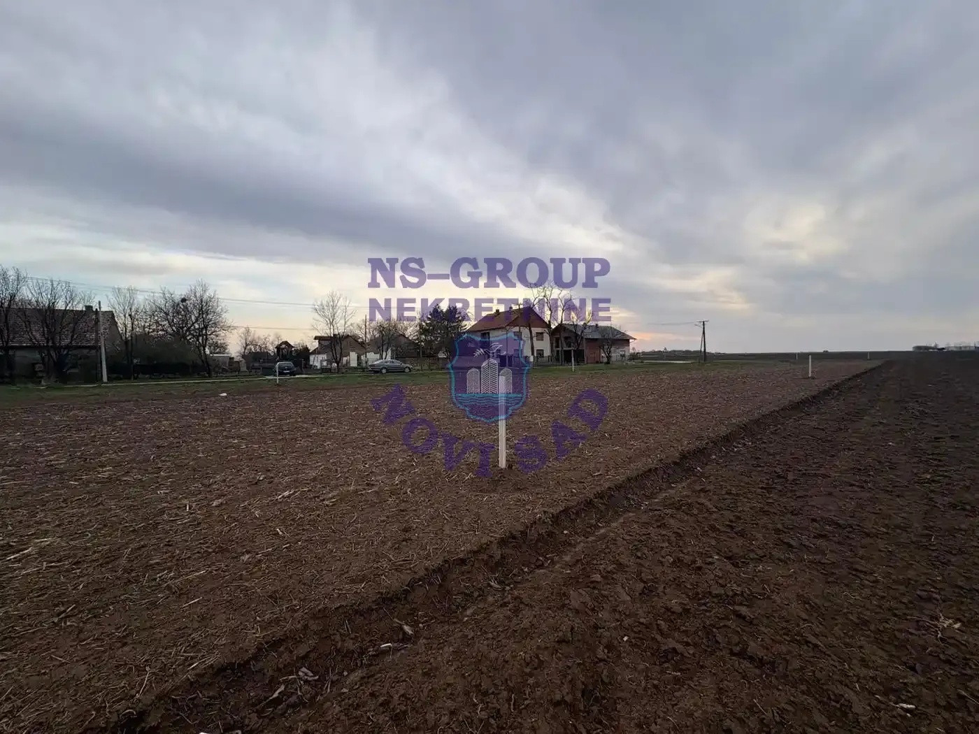 plac na prodaju Sirig, 600m2 567612