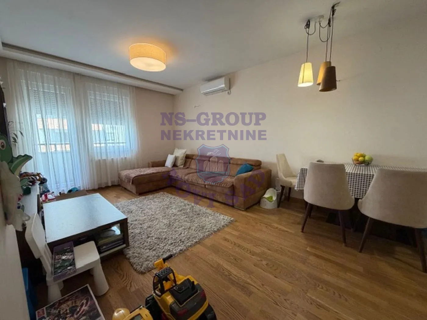 stan na prodaju Novi Sad 65m2 567825