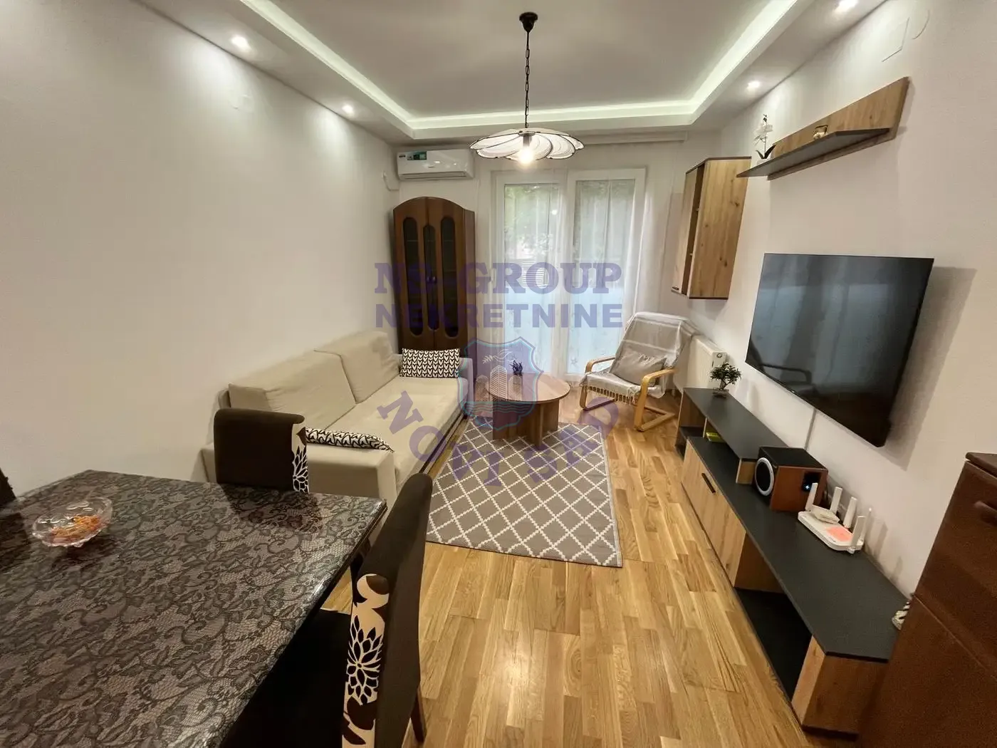 stan na prodaju Novi Sad, 40m2 16102