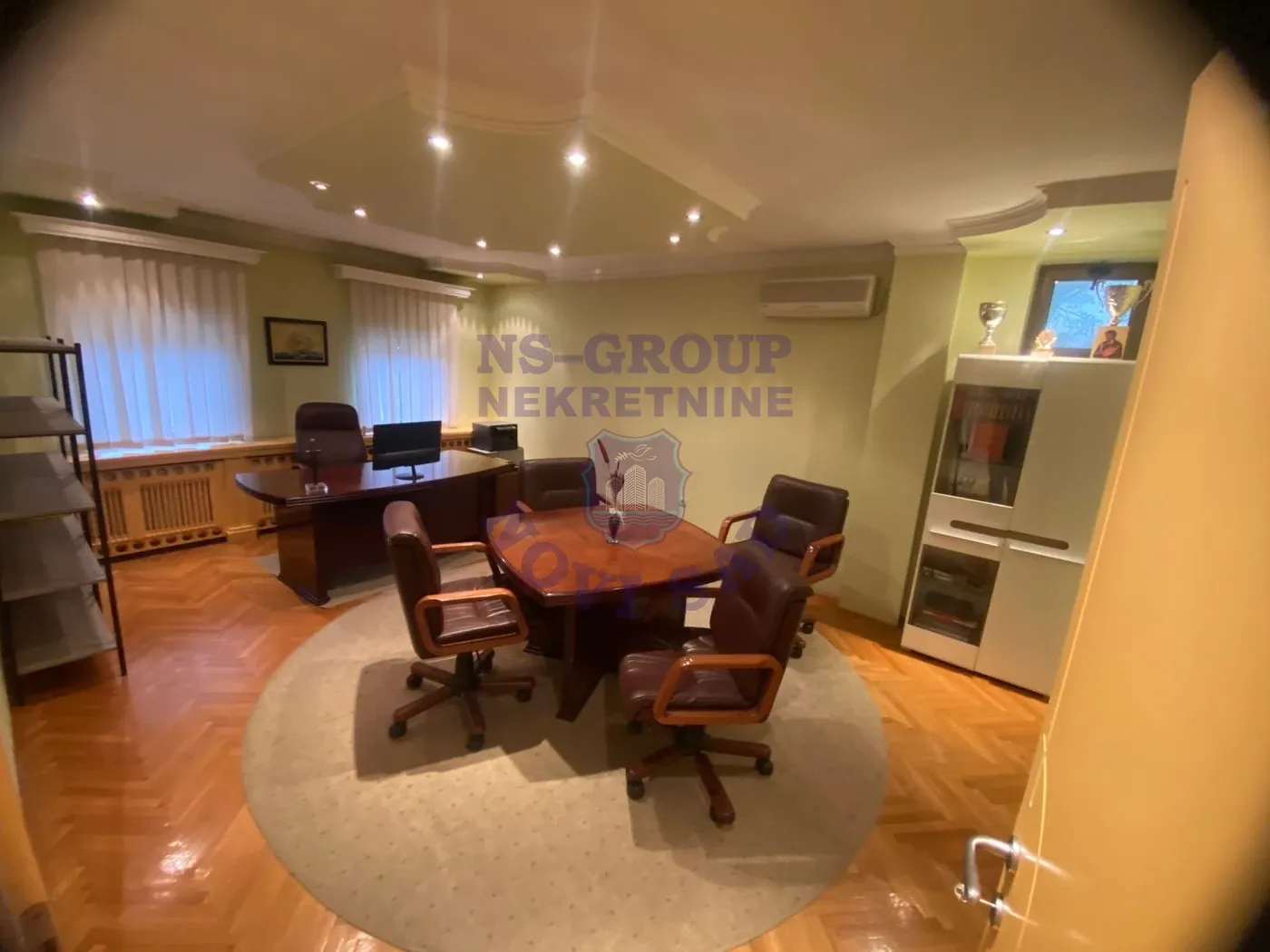 lokal za izdavanje Novi Sad, 120m2 16107