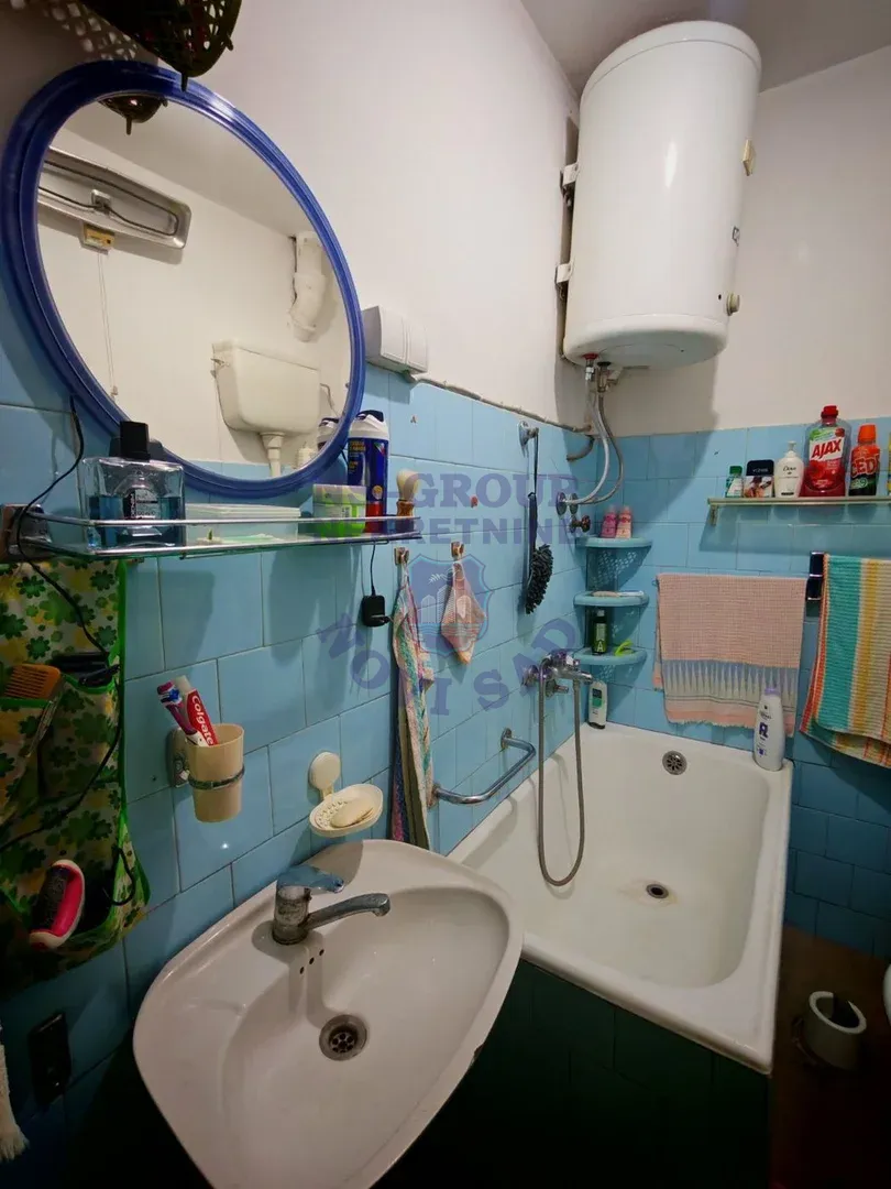 stan na prodaju Novi Sad 50m2 568095