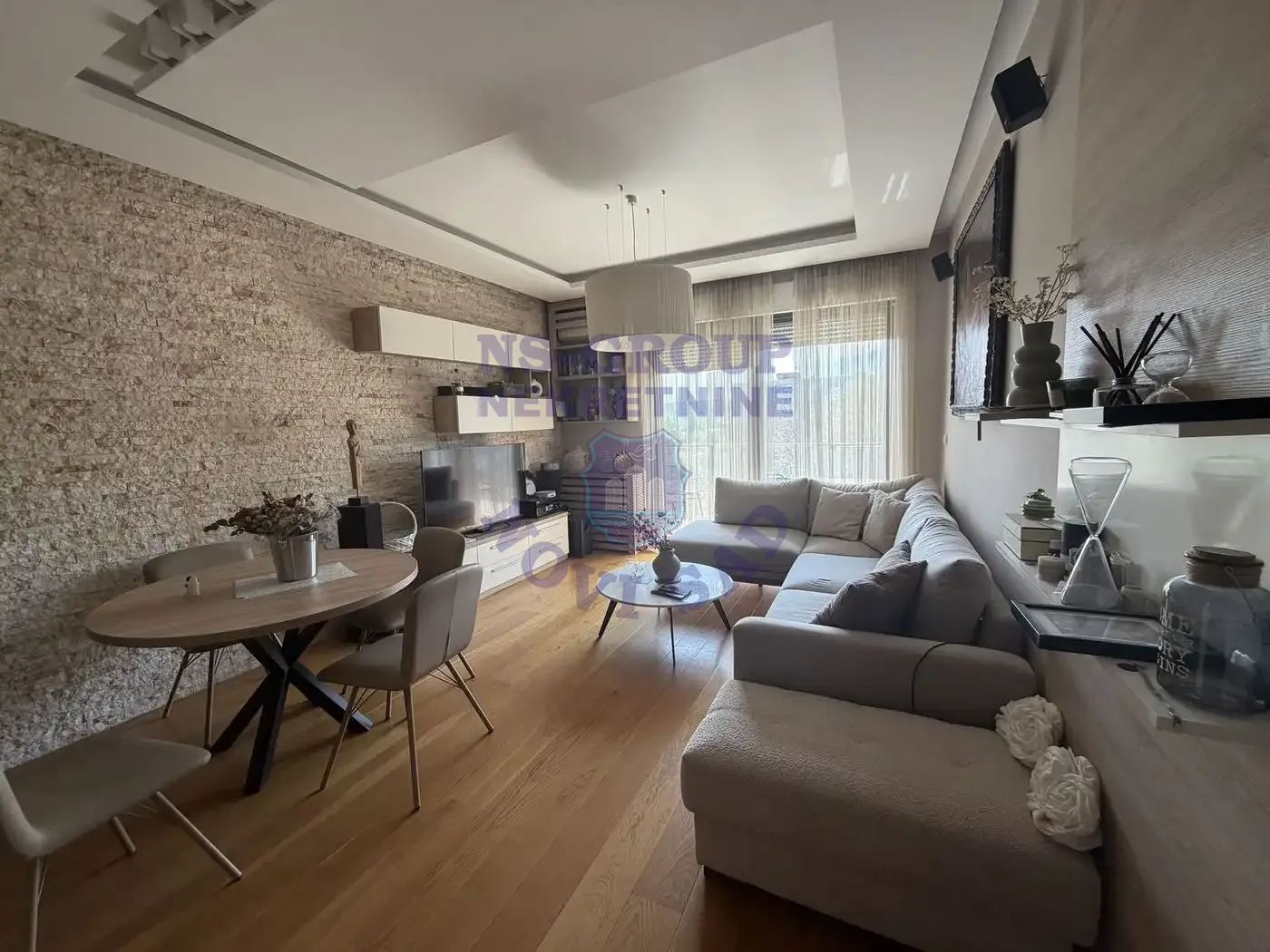 stan na prodaju Novi Sad, 85m2 568056