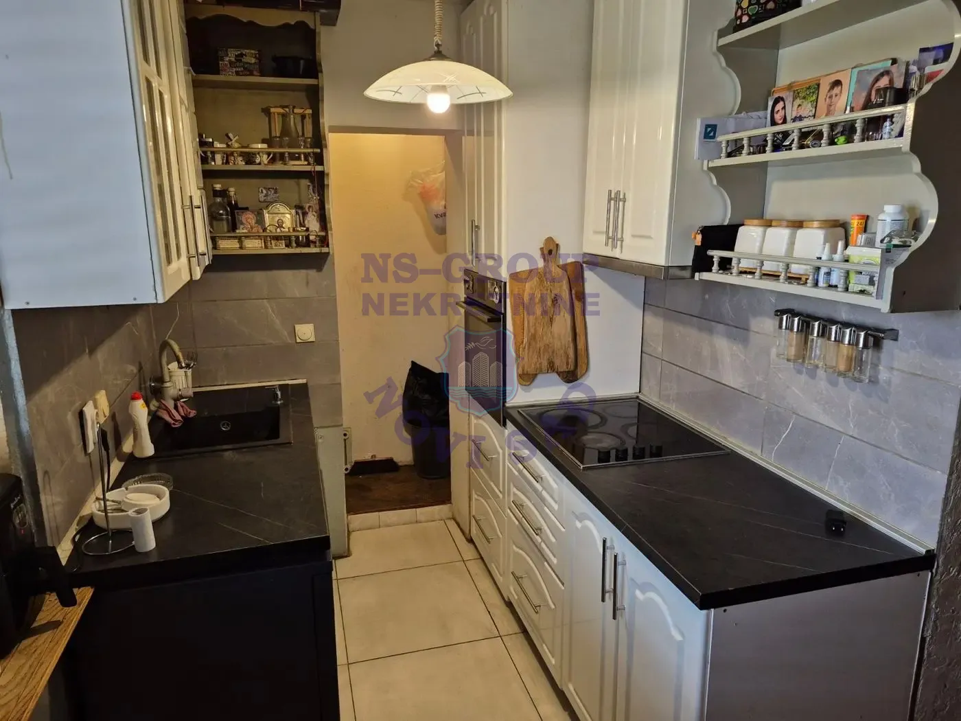 kuca na prodaju Petrovaradin 385m2 568079