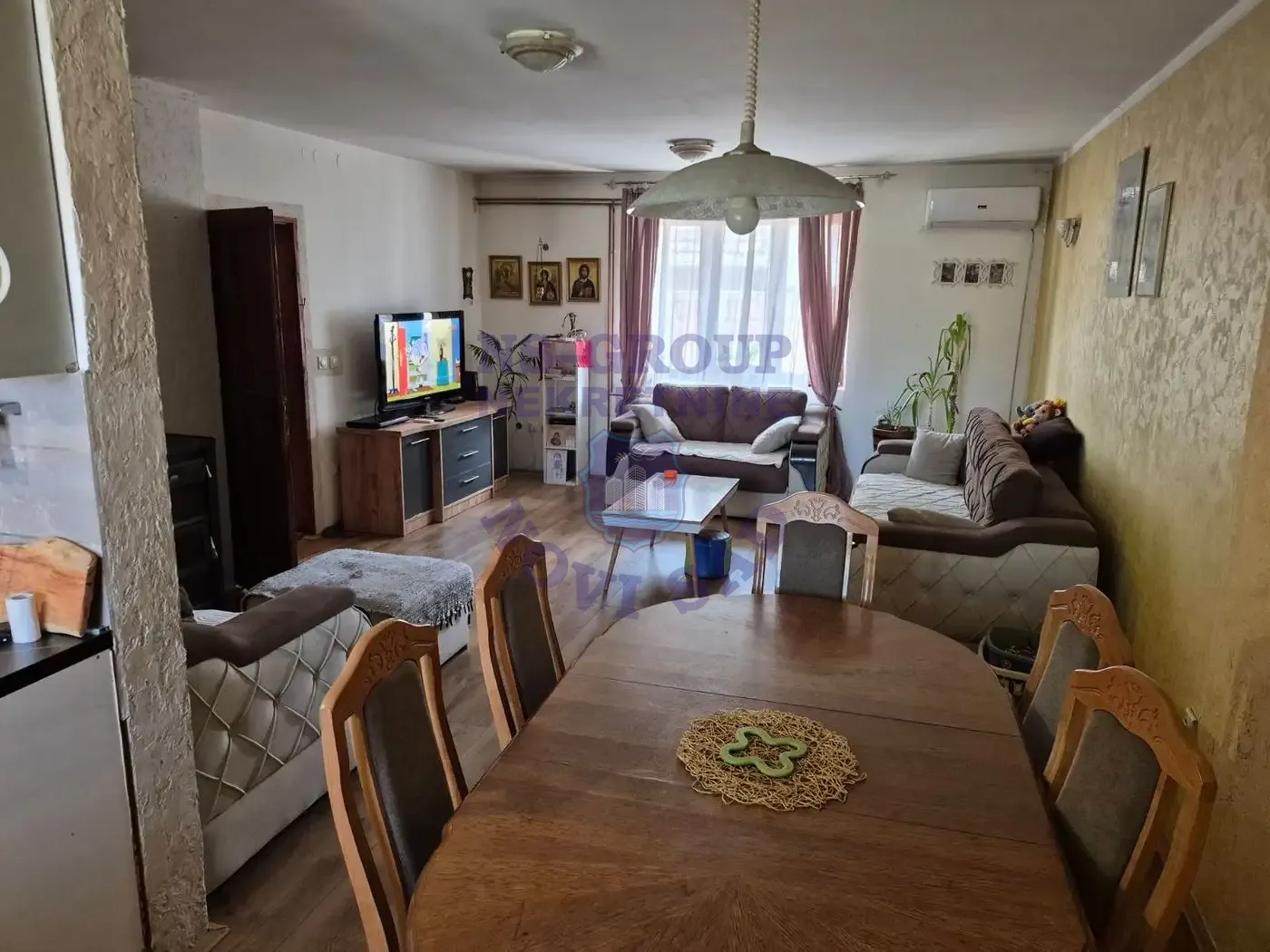 kuca na prodaju Petrovaradin 385m2 568079