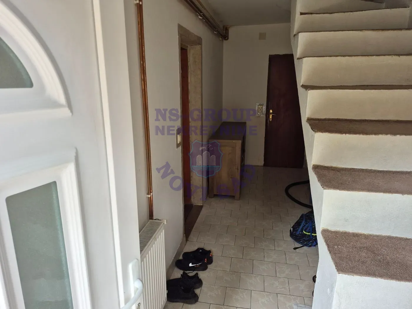 kuca na prodaju Petrovaradin 385m2 568079