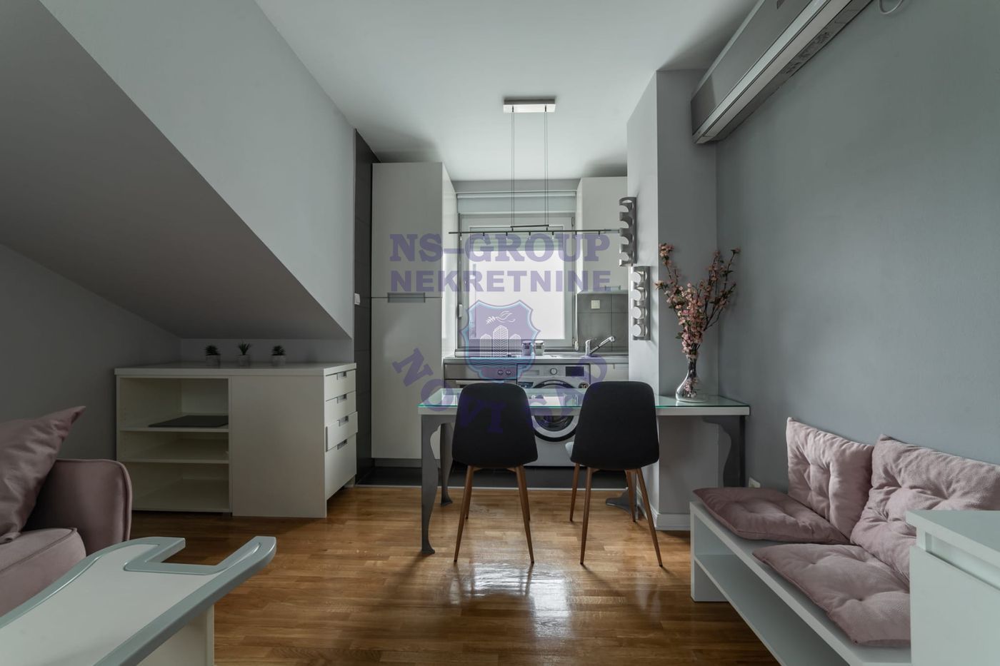 stan na prodaju Novi Sad 49m2 569049