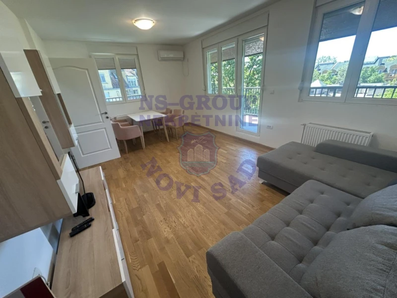 stan na prodaju Novi Sad, 62m2 569463