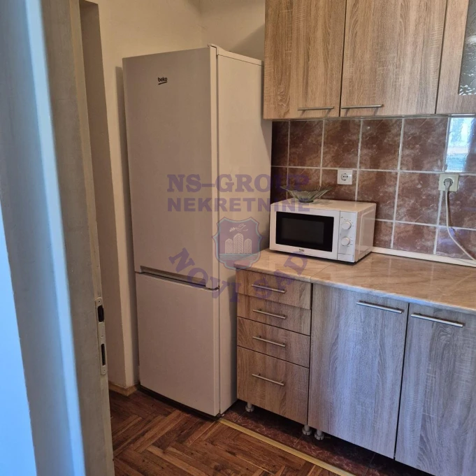 stan za izdavanje Novi Sad 50m2 16311