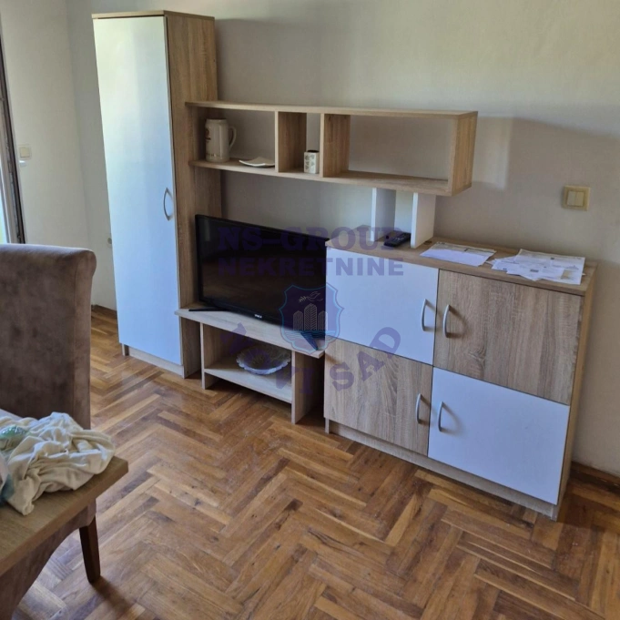 stan za izdavanje Novi Sad 50m2 16311