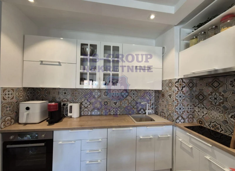 stan na prodaju Novi Sad 54m2 569609