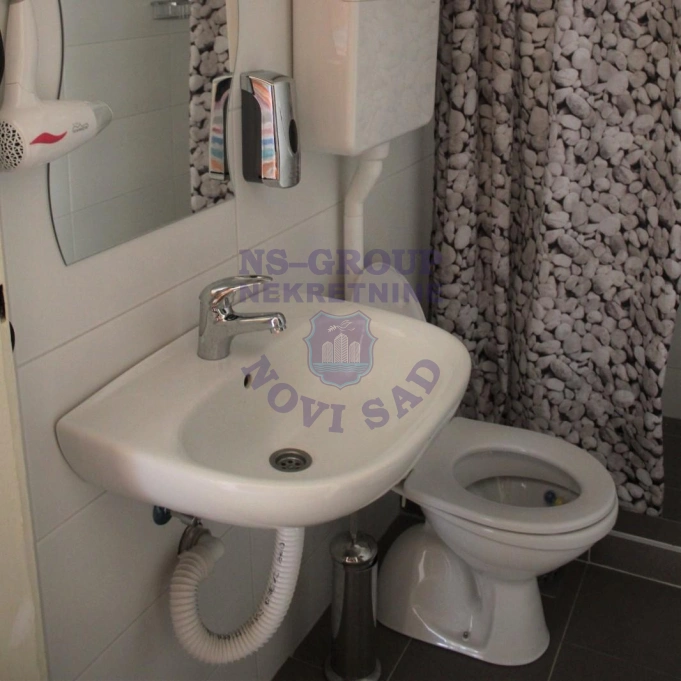 stan za izdavanje Novi Sad 140m2 16279