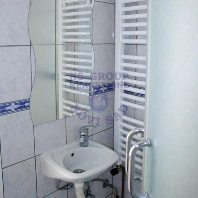 stan za izdavanje Novi Sad 140m2 16279