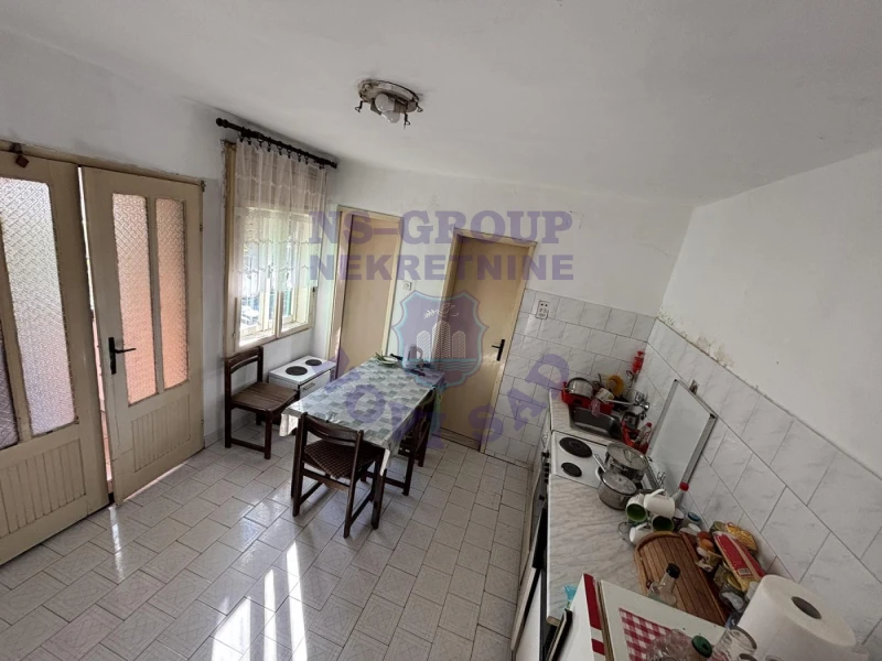 kuca na prodaju Petrovaradin 187m2 569585
