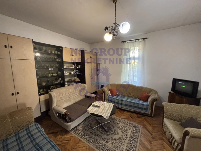 kuca na prodaju Petrovaradin 187m2 569585