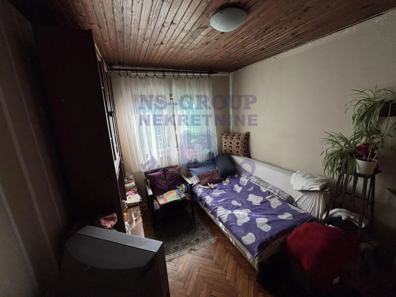 kuca na prodaju Petrovaradin 187m2 569585